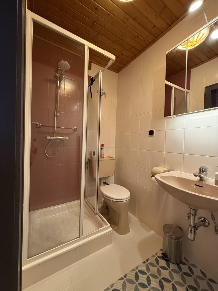 Haus RuHe Zimmer 3 Badkamer_7558